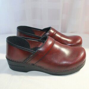 DANSKO Professional Clogs Cordovan Leather, Size 41 (10.5-11)